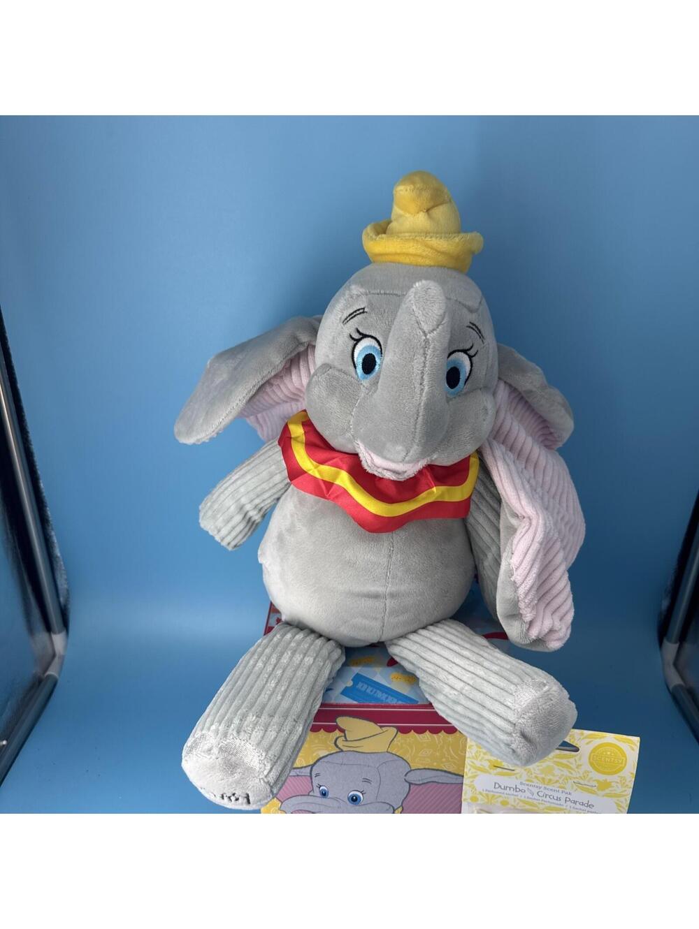 Disney Dumbo Scentsy Buddy 17" Plush - RETIRED - Brand New In Box - Picture 4 of 13